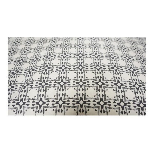 Hondenbed Tyrol Medium Rechthoekig 80 x 60 x 12 cm